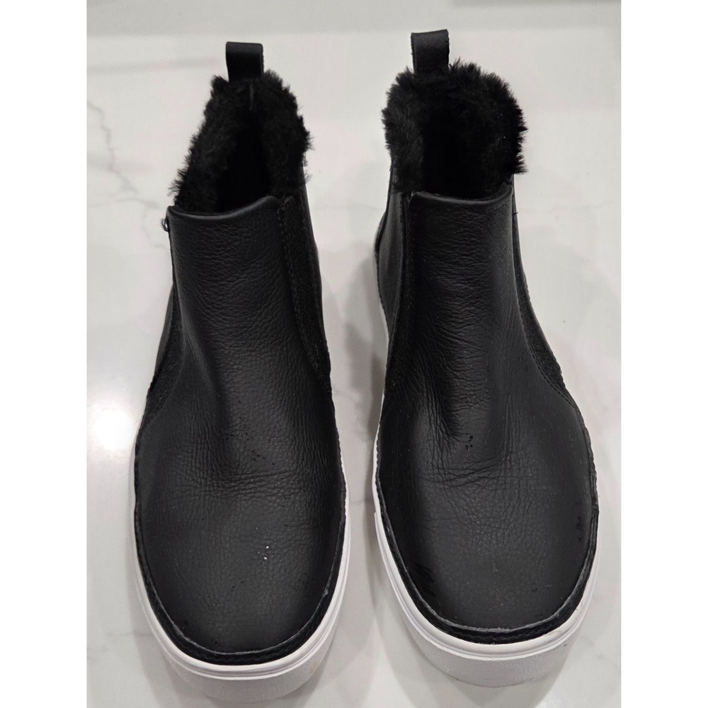 Toms Paxton leather sneaker black slip-on ankle boot faux fur women 8.5 EU 39